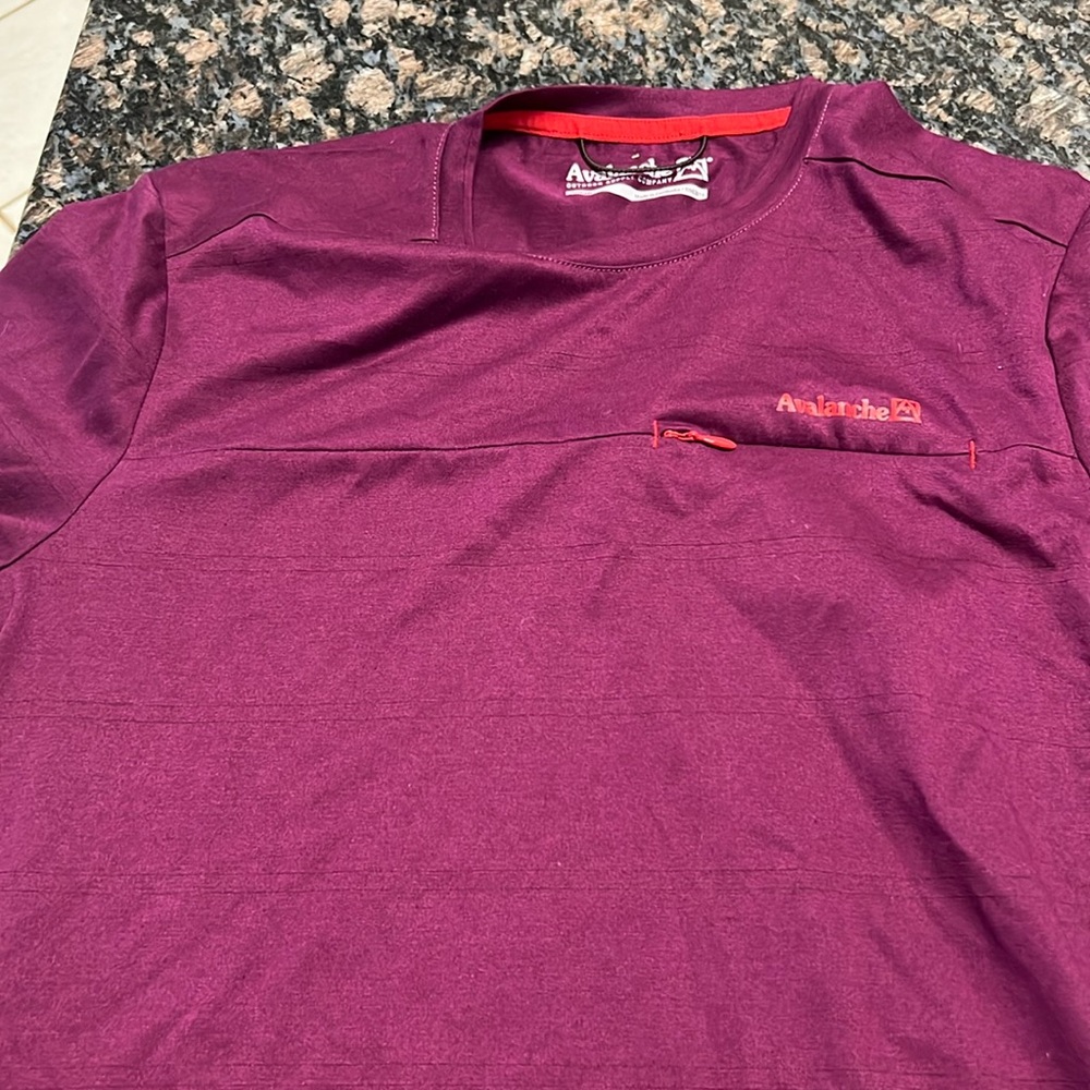 Avalanche t shirt